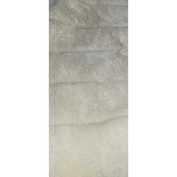 Faux Fur Cream Lined Throw Blanket 60"x50" Soft Cozy Unbranded - Picture 2 of 4